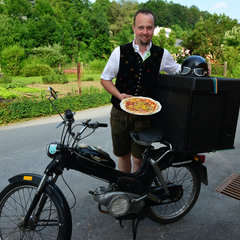 Moped für die Pizzalieferungen